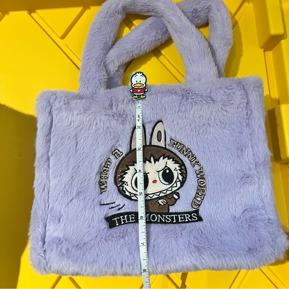 New Unused Labubu Purple Furry tote bag - Picture 3 of 4